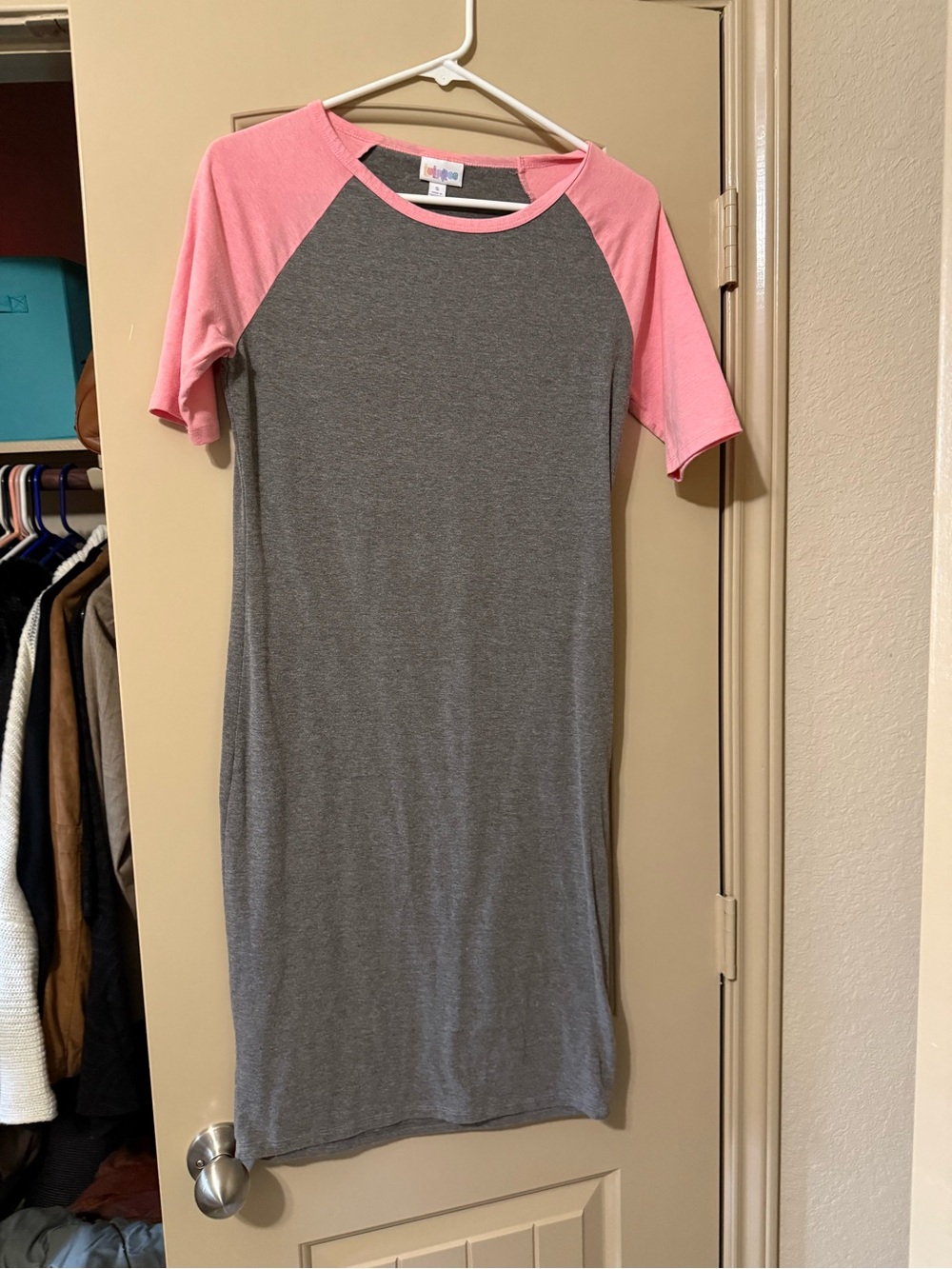 LuLaRoe Julia Dress Small Gray & Pink Raglan Bodycon Midi Dress